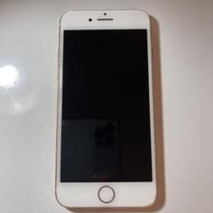 iPhone 8 Gold 64 GB SIMロック解除済み　早い者勝ち！のサムネイル