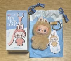 POPMART LABUBU イニシャル Sのサムネイル