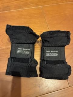 Three Weather 手首　サポーター 左右セット　キッズ　スケボーのサムネイル
