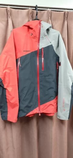 マムートmammut　ガッシャブルムジャケットのサムネイル