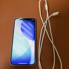 iPhone 12ホワイト 本体 充電ケーブル付きのサムネイル