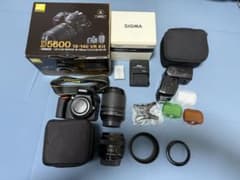 【値下可】Nikon D5600 18-140VRキット セット販売のサムネイル
