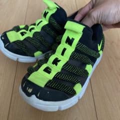 NIKE☆キッズスニーカー18.0センチのサムネイル