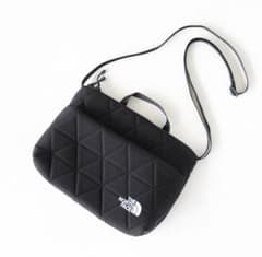 ◆新品 匿名発送◆ノースフェイス  【ジオフェイスポーチ 】人気 blackのサムネイル