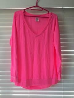 Aphrodita♡様専用  ヴィクトリアシークレット トップス カットソーのサムネイル