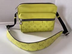 LOUIS VUITTON タイガラマ メッセンジャーバッグ ネオンイエロー 