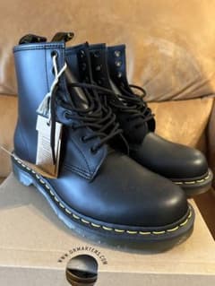 Dr.Martens / 1460 8EYEBOOT 8ホール ブーツ シューズのサムネイル