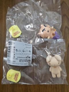 クレヨンしんちゃん くっつきマスコット 2種セットのサムネイル