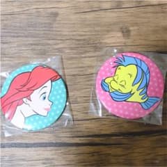 アリエルとフランダーの缶バッジのサムネイル