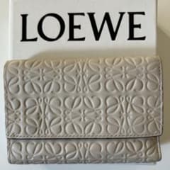 ★極美品★LOEWE三つ折財布ミニ財布のサムネイル