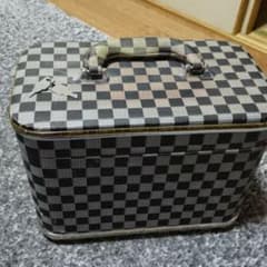ダミエ柄 化粧品 バッグのサムネイル