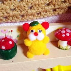 ネムネムクマさんブローチ＊のサムネイル
