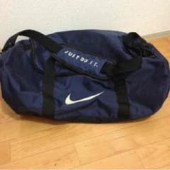 ナイキ ボストンバックのサムネイル
