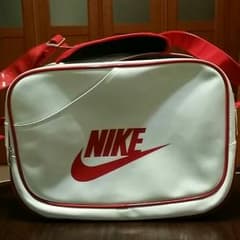 値下げ！！NIKEスポーツバッグ大　美品♪のサムネイル