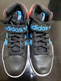 アディダスオリジナル本革スニーカーVRX MID27cmです。のサムネイル