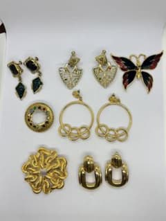 d*2様 ノーブランドのヴィンテージアクセサリーをまとめのサムネイル