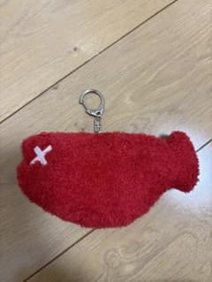 OSAKANA もこもこポーチキーホルダー SHISHAMOグッズ - メルカリ