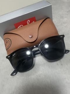 Ray-Ban RB4258- F 601/71 52◻︎20 150 3Nのサムネイル