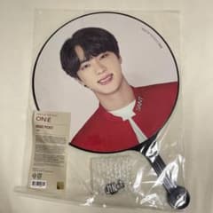 BTS JIN ジン 【MOS ON:E】団扇のサムネイル