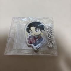 Attack Titan　Levi Acrylic Keychain - Birthday Gift