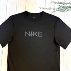 【美品】ナイキ NIKE ドライフィット Tシャツ ブラック S ロゴデザイン黒のサムネイル