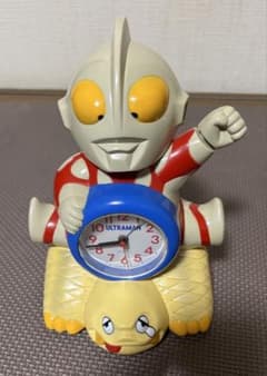 ウルトラマン　目覚まし時計