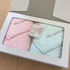 SHU UEMURA(シュウ ウエムラ) フェイスタオル セットのサムネイル