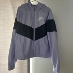 NIKE ウインドブレーカー130cmのサムネイル
