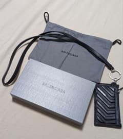 バレンシアガ  メンズ  コイン / カードケース ストラップ付き