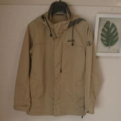 もんた様専用*AIGLE*マウンテンパーカーのサムネイル
