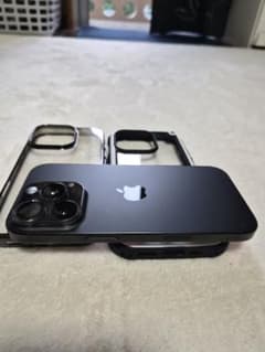 おおた様専用 Apple iPhone 16 Pro ブラック チタニウムのサムネイル