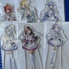 ぶいすぽ　ファミマコラボ　アクリルスタンドのサムネイル