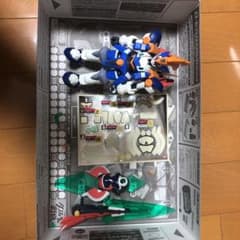ダンボール戦機 ∑オービス 完成品のサムネイル
