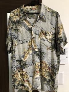 との様専用　サンサーフ　アロハシャツ　虎柄のサムネイル