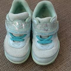 ジェミニ様専用♪瞬足 16㎝ 女の子 レモンパイのサムネイル