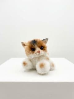 ハンドメイド 羊毛フェルト 猫 ぬいぐるみのサムネイル