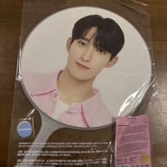 SEVENTEEN セブチ ドギョム うちわ DK ケレン - メルカリ