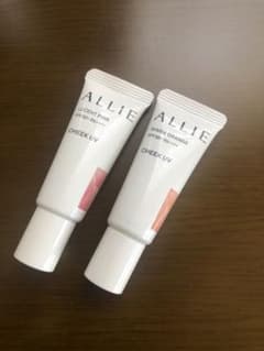 アリー カラーオンUVチーク ALLIEのサムネイル