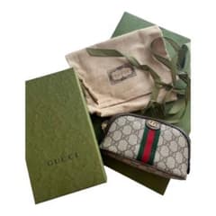 pyon pyon さんGUCCIポーチのサムネイル