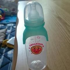 哺乳瓶 アンパンマンのサムネイル