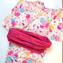 サンリオ ハローキティ 110 花柄 浴衣 ピンク色帯付き セパレート