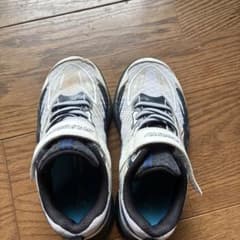 瞬足 キッズスニーカーのサムネイル