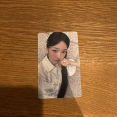ILLIT イロハ　トレカ Glitter day イルコン 会場限定のサムネイル