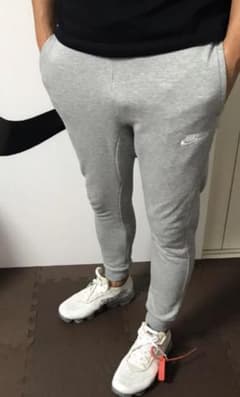 売り切りたいため大幅値下げ　NIKE スキニー ジョガーパンツ  Sサイズのサムネイル