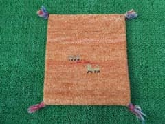 33×30cm ギャッベ 座布団サイズ 手織り 民族ギャッベ - メルカリ