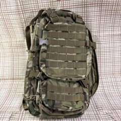 米軍の官給品風にデザインされたバックパック