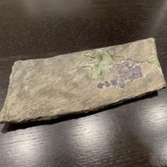 【新品未使用】ブドウの絵入りの小皿 焼き物のサムネイル