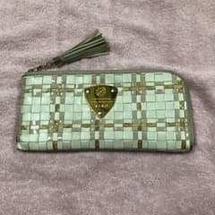 長財布のサムネイル