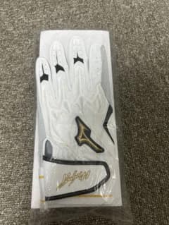 元ヤクルトスワローズ雄平選手　バッティング手袋のサムネイル