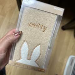 iPhone11、XR  ミッフィのふわふわケース♡のサムネイル